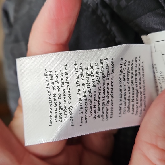 Carter's, reversible, jacket, size 12 months, boys, black, red, hooded - Picture 8 of 9